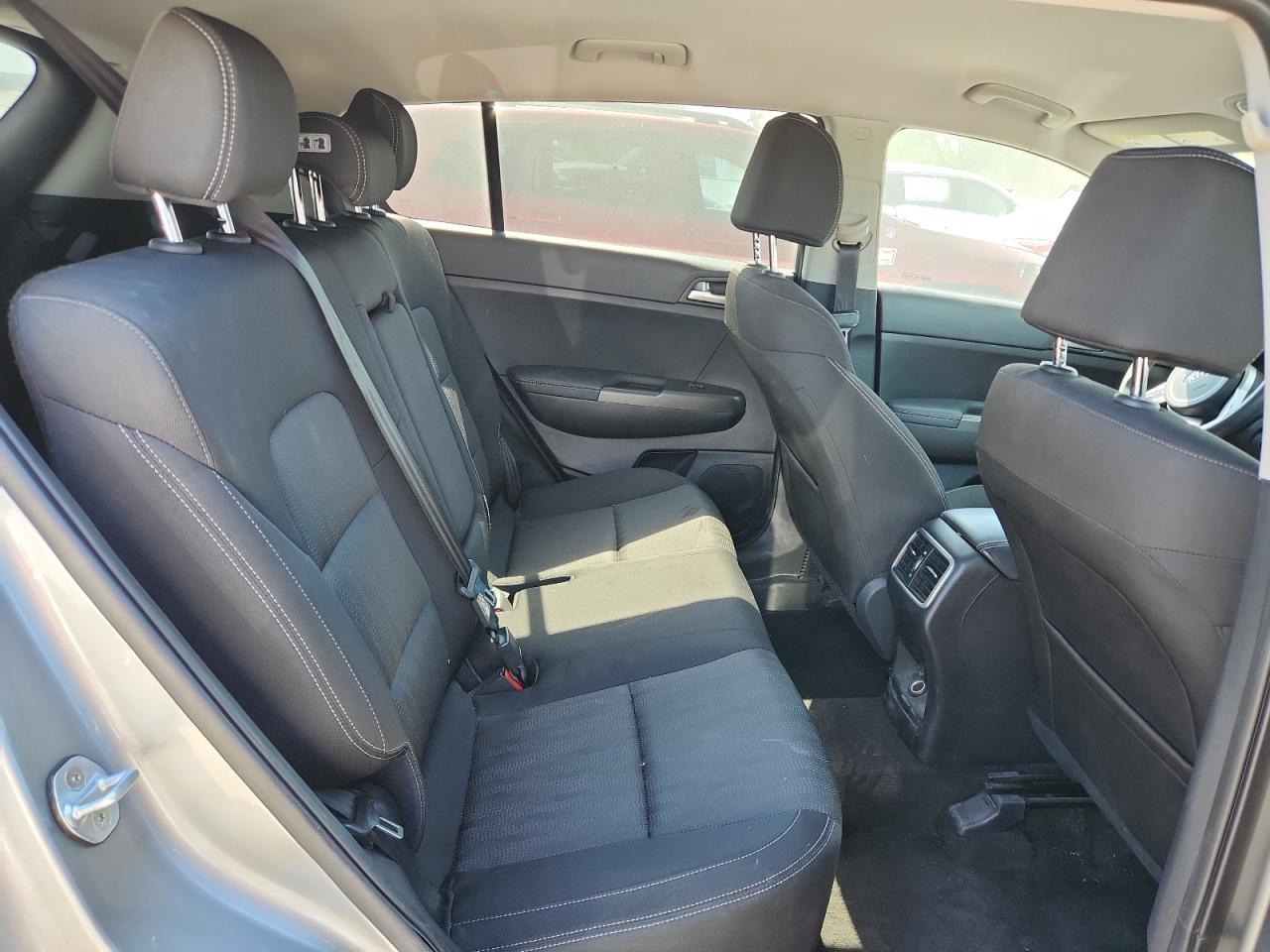 2020 Kia Sportage Lx VIN: KNDPMCAC8L7664409 Lot: 64405865