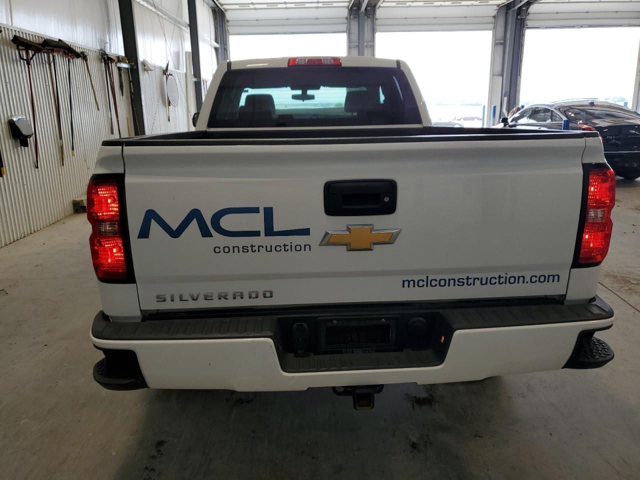 2017 Chevrolet Silverado K1500 Custom VIN: 1GCVKPEC5HZ236985 Lot: 65172795