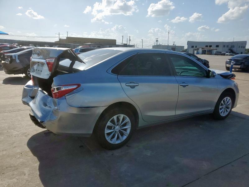 TOYOTA CAMRY 2017 Серебристый