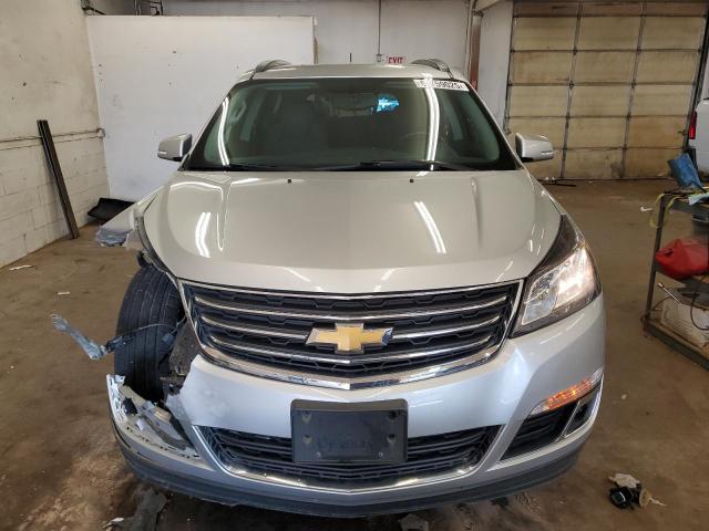 Parquets CHEVROLET TRAVERSE 2015 Srebrny
