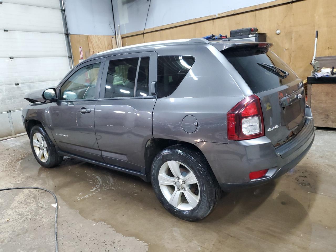 2017 Jeep Compass Latitude charcoal null gas 1C4NJDEB1HD173583 photo #3