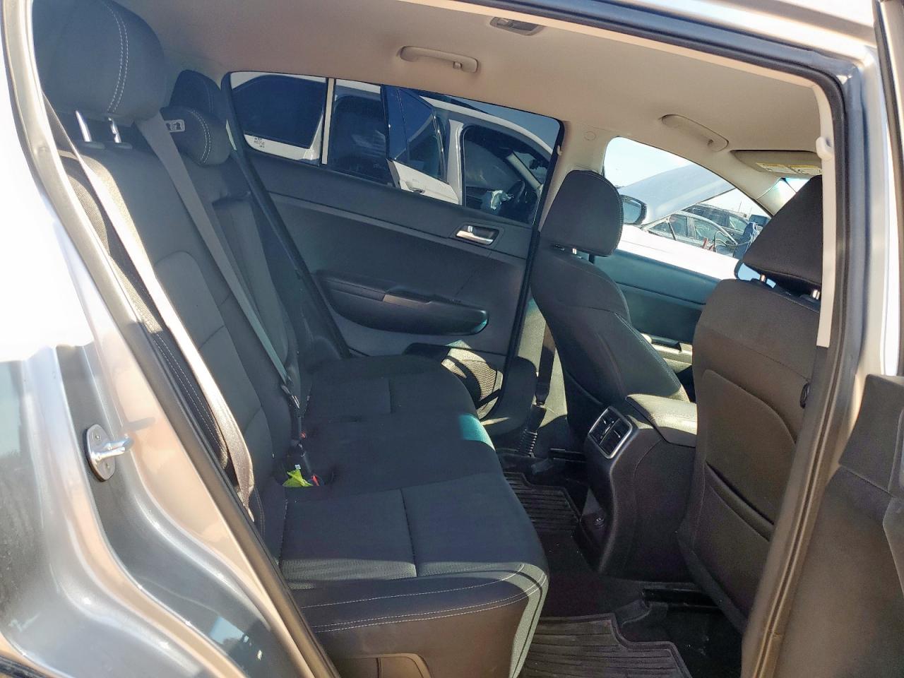 KNDPM3AC9L7720714 2020 Kia Sportage Lx