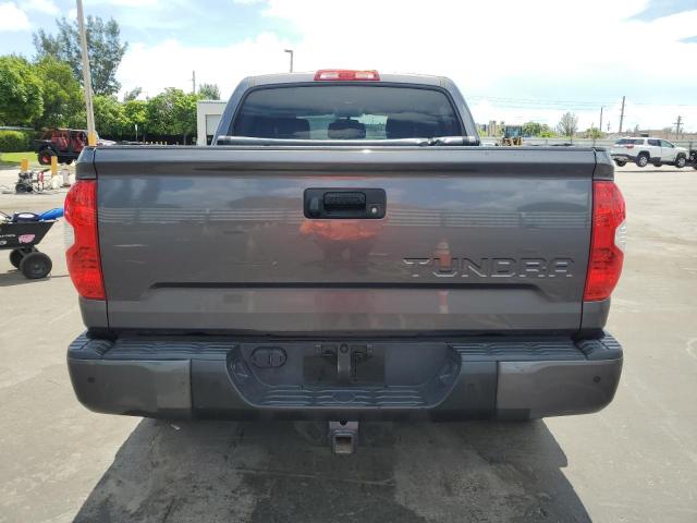 Pickups TOYOTA TUNDRA 2017 Szary