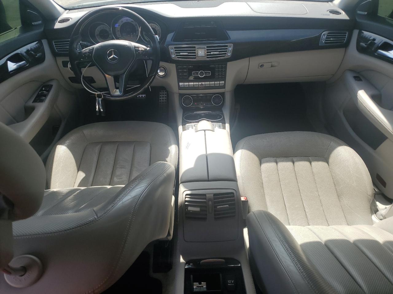 2012 Mercedes-Benz Cls 550 VIN: WDDLJ7DB0CA039061 Lot: 62808895