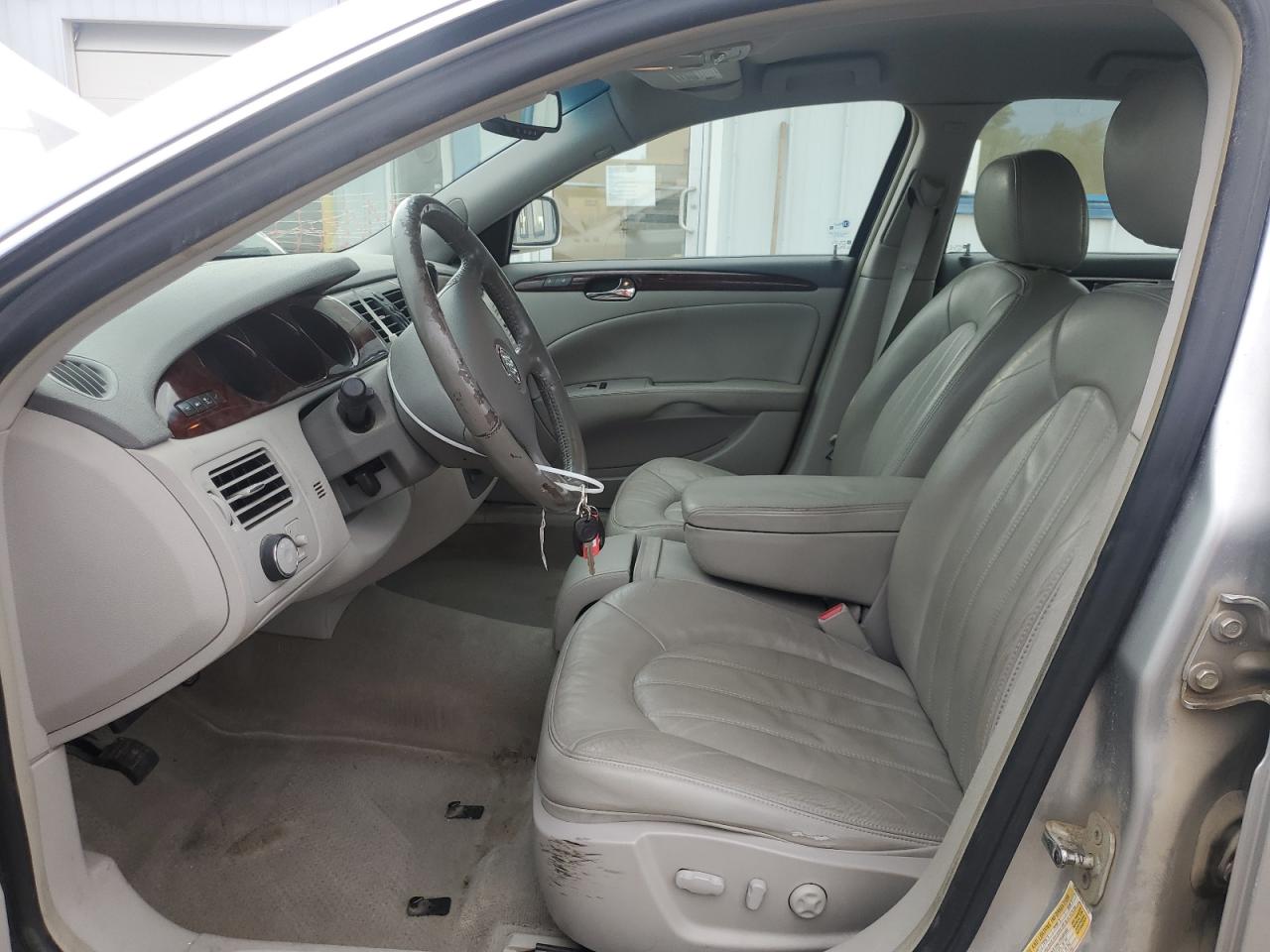 2008 Buick Lucerne Cxl VIN: 1G4HD57218U180679 Lot: 64611285