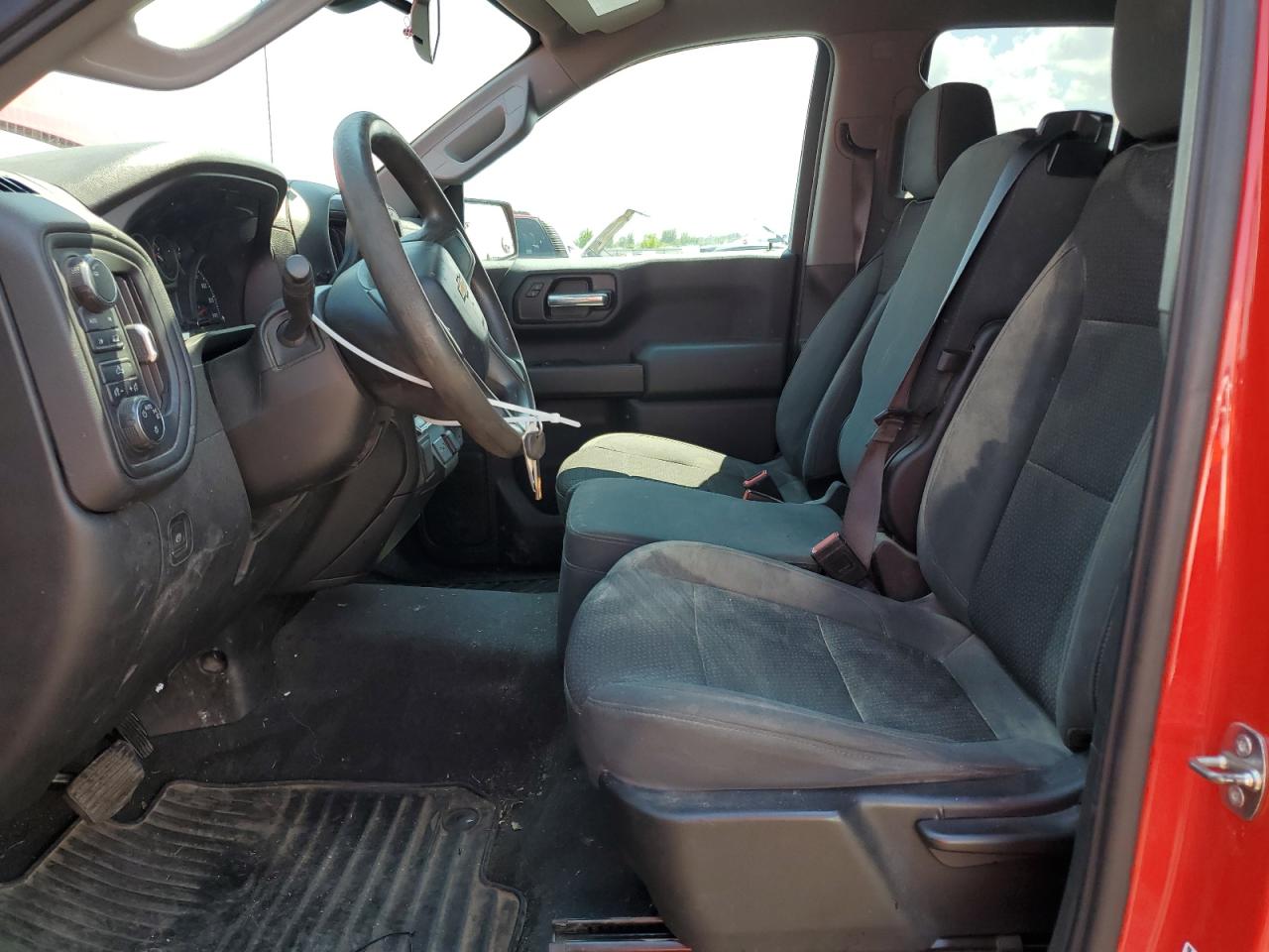 2021 Chevrolet Silverado K1500 Custom VIN: 1GCRYBEK5MZ357049 Lot: 63744935