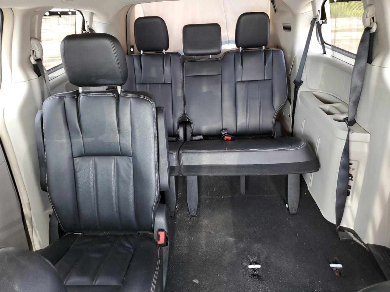 2014 Chrysler Town & Country Touring VIN: 2C4RC1BG7ER421676 Lot: 65631555