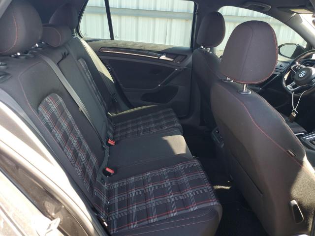Фото: 3VW447AU8HM074403