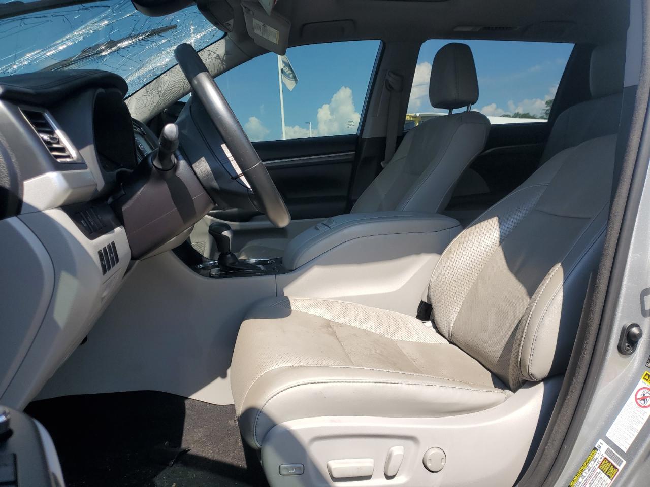 2018 Toyota Highlander Limited VIN: 5TDDZRFH8JS809253 Lot: 64181795