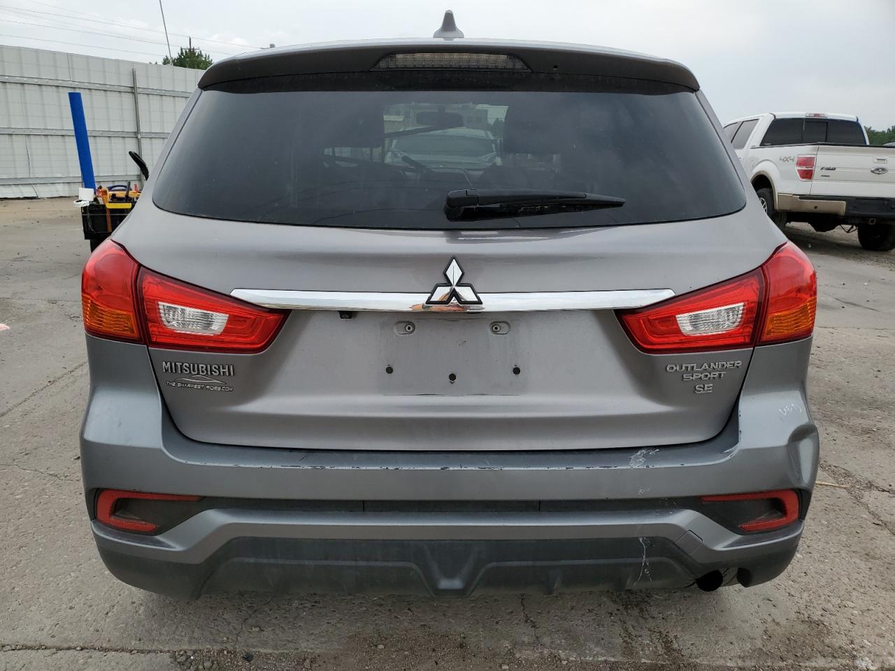 2018 Mitsubishi Outlander Sport Es VIN: JA4AR3AW5JU014334 Lot: 65232265