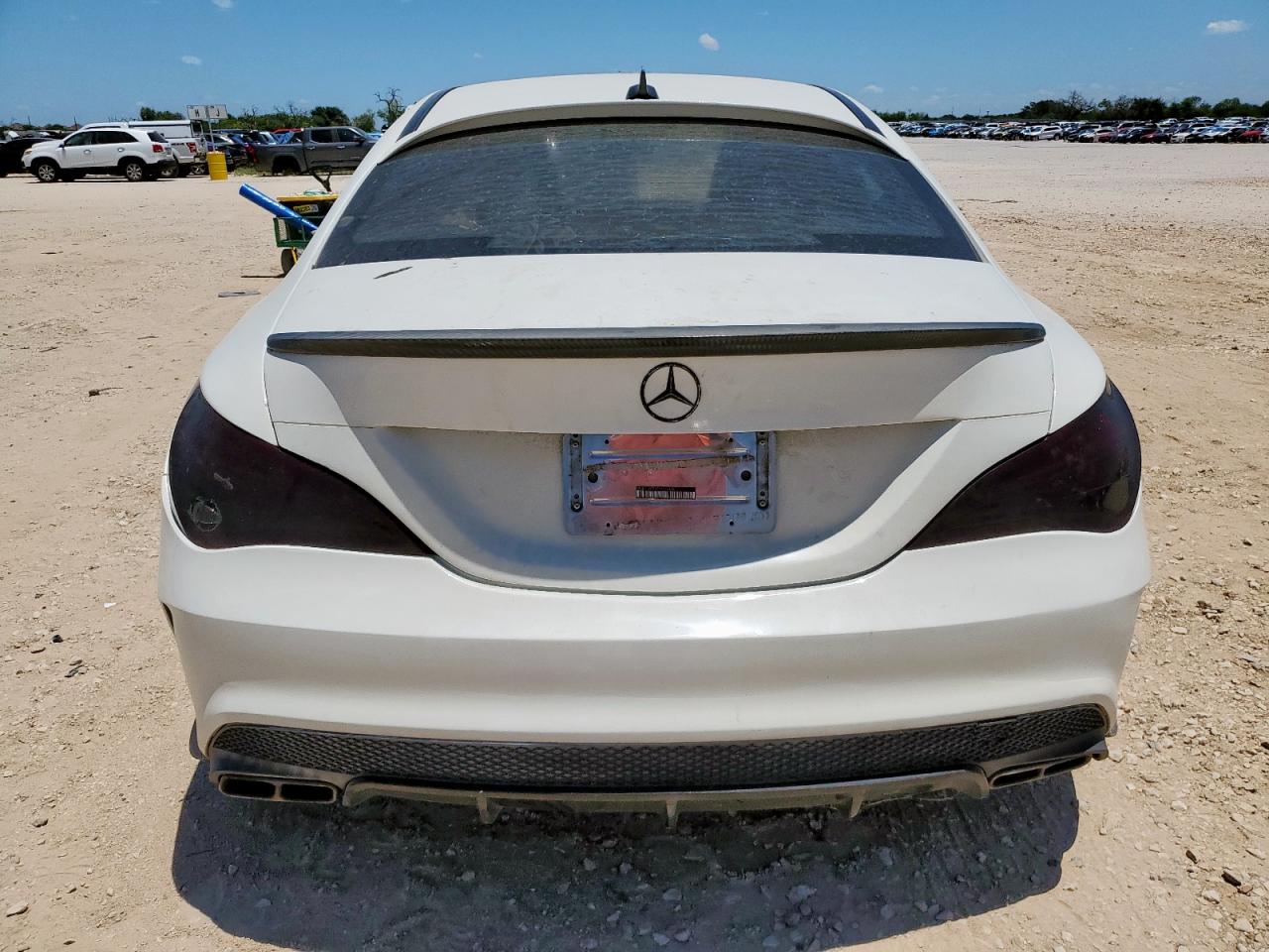 wddsj4eb2en065388 WDDSJ4EB2EN065388 2014 Mercedes-Benz Cla 250