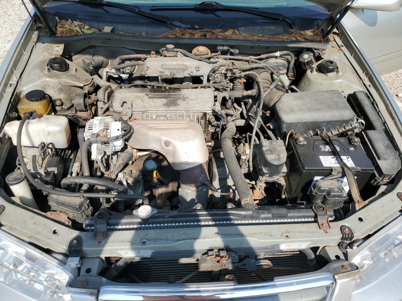 2000 Toyota Camry Ce VIN: JT2BG22K8Y0420995 Lot: 64349025