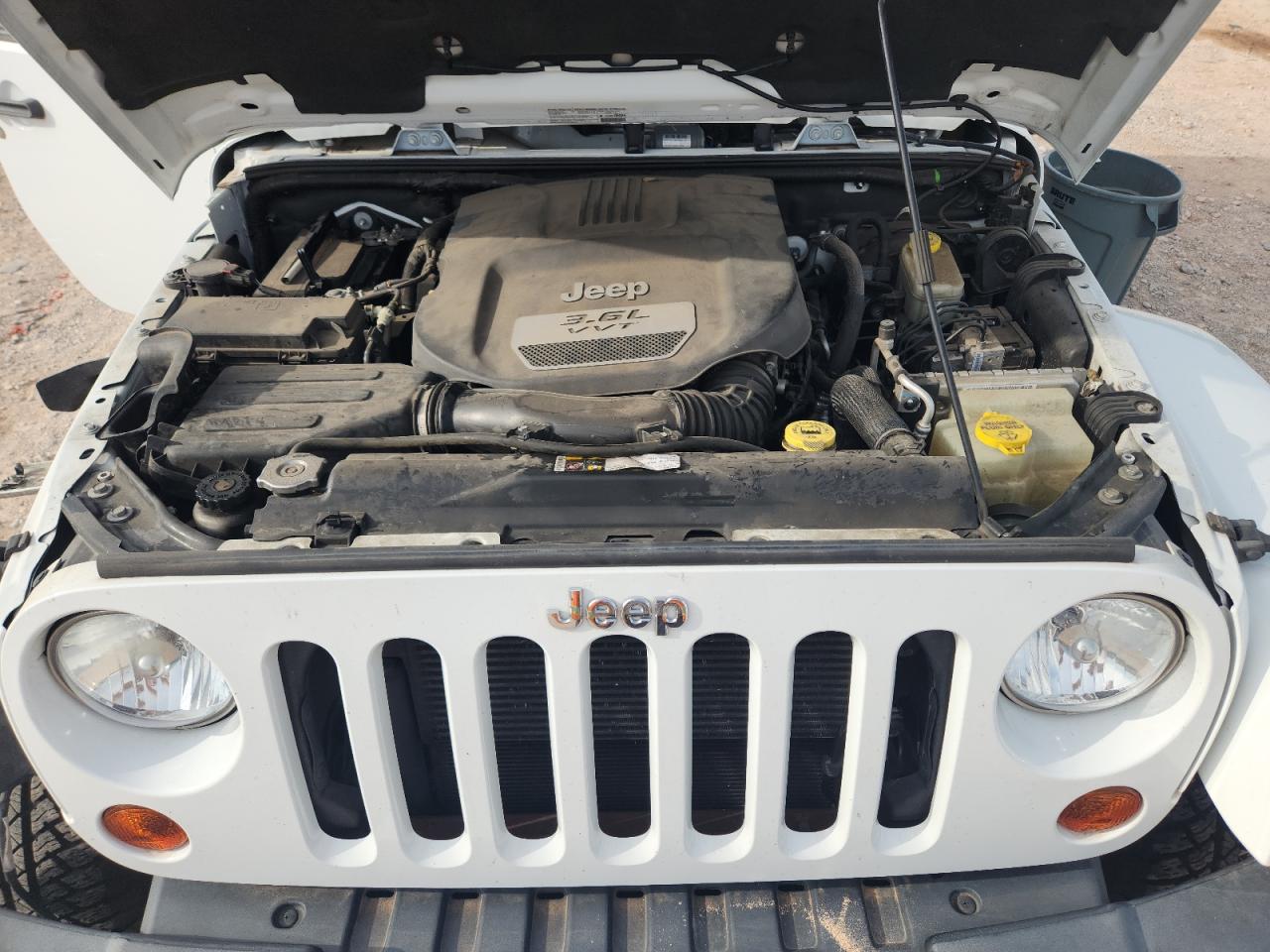 2013 Jeep Wrangler Unlimited Sahara VIN: 1C4BJWEG3DL655675 Lot: 63248855