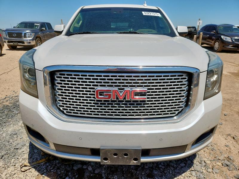 Паркетники GMC YUKON 2016 Белы