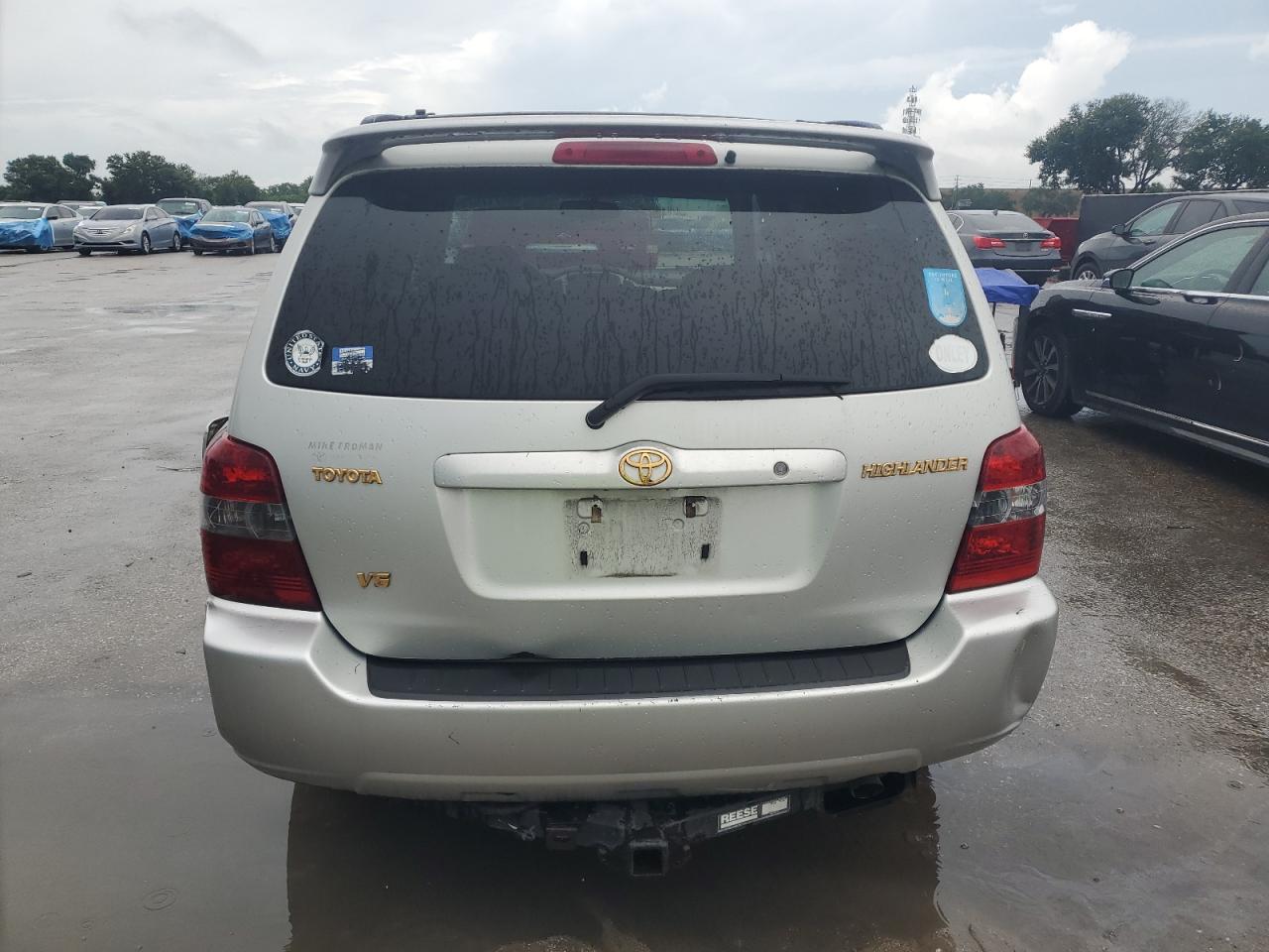 2004 Toyota Highlander Base VIN: JTEDP21A240036998 Lot: 64717675
