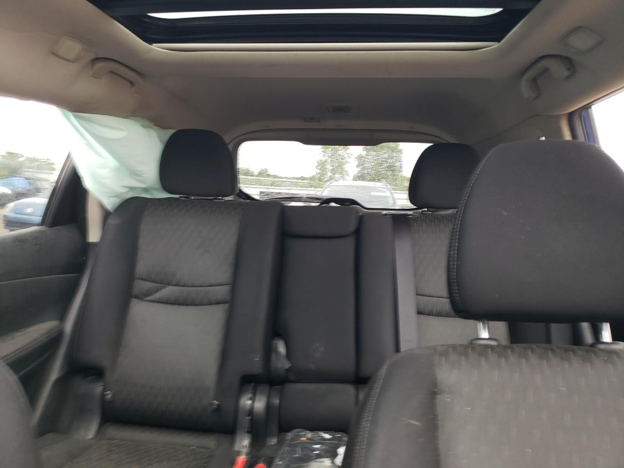 2017 Nissan Rogue S VIN: JN8AT2MV4HW007172 Lot: 65443745