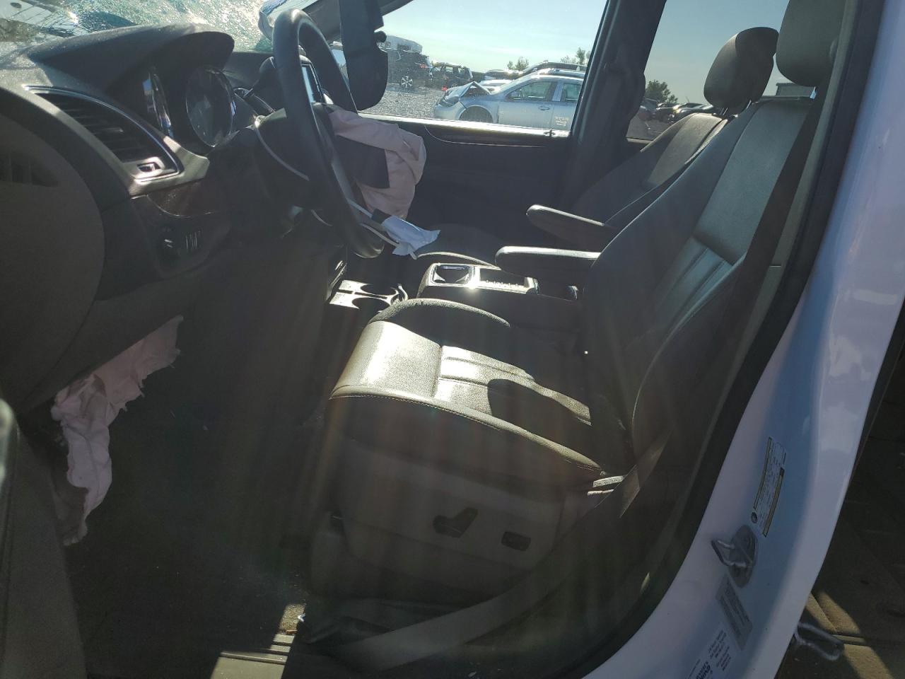 2015 Chrysler Town & Country Touring VIN: 2C4RC1BG9FR699464 Lot: 64420605