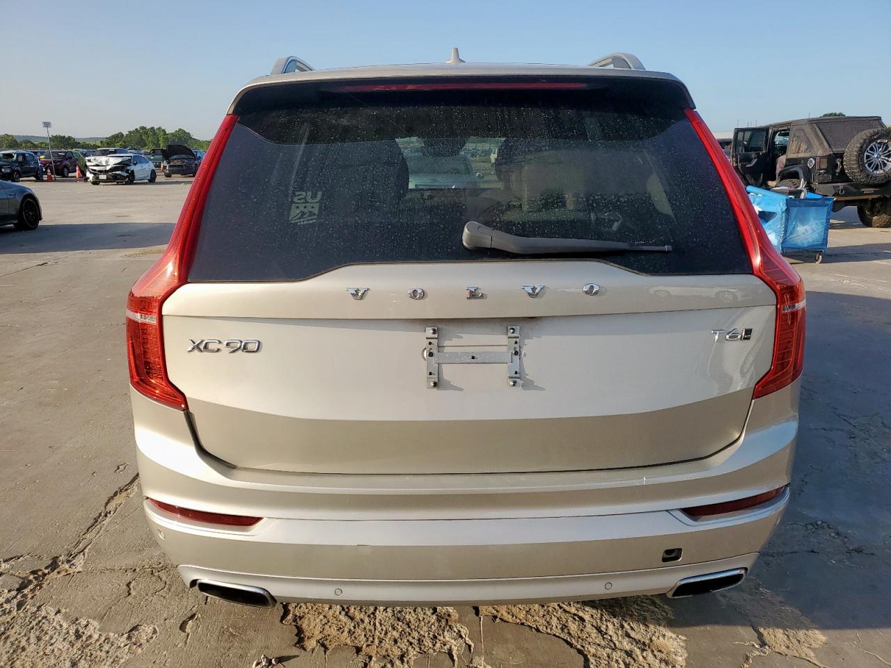 2016 Volvo Xc90 T6 VIN: YV4A22PK8G1071675 Lot: 64621945