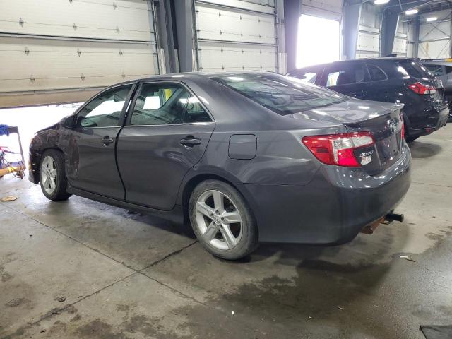 TOYOTA CAMRY 2014 Srebrny