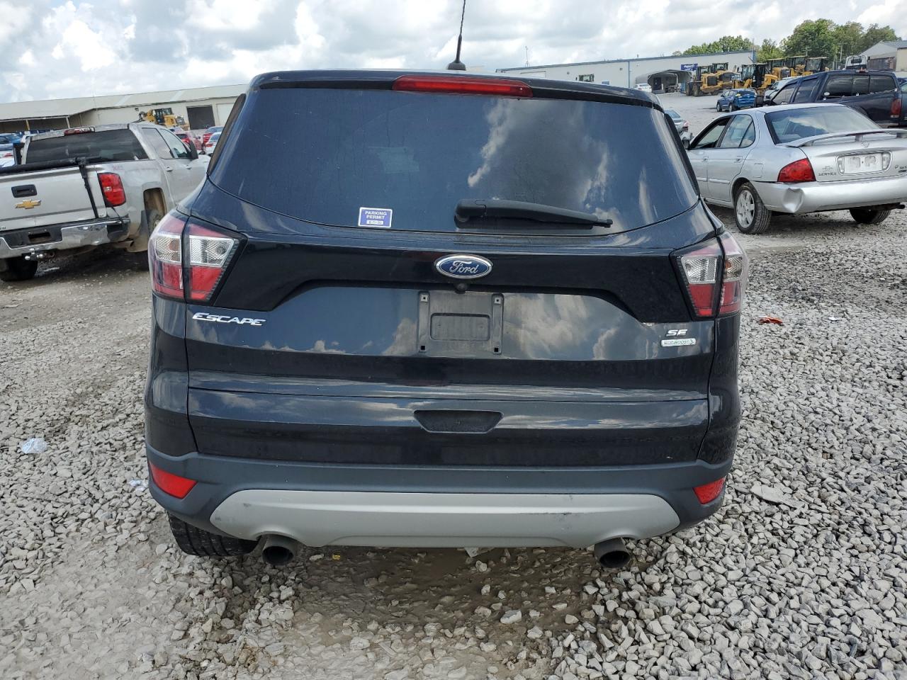 2017 Ford Escape Se VIN: 1FMCU0G92HUB87618 Lot: 64218825