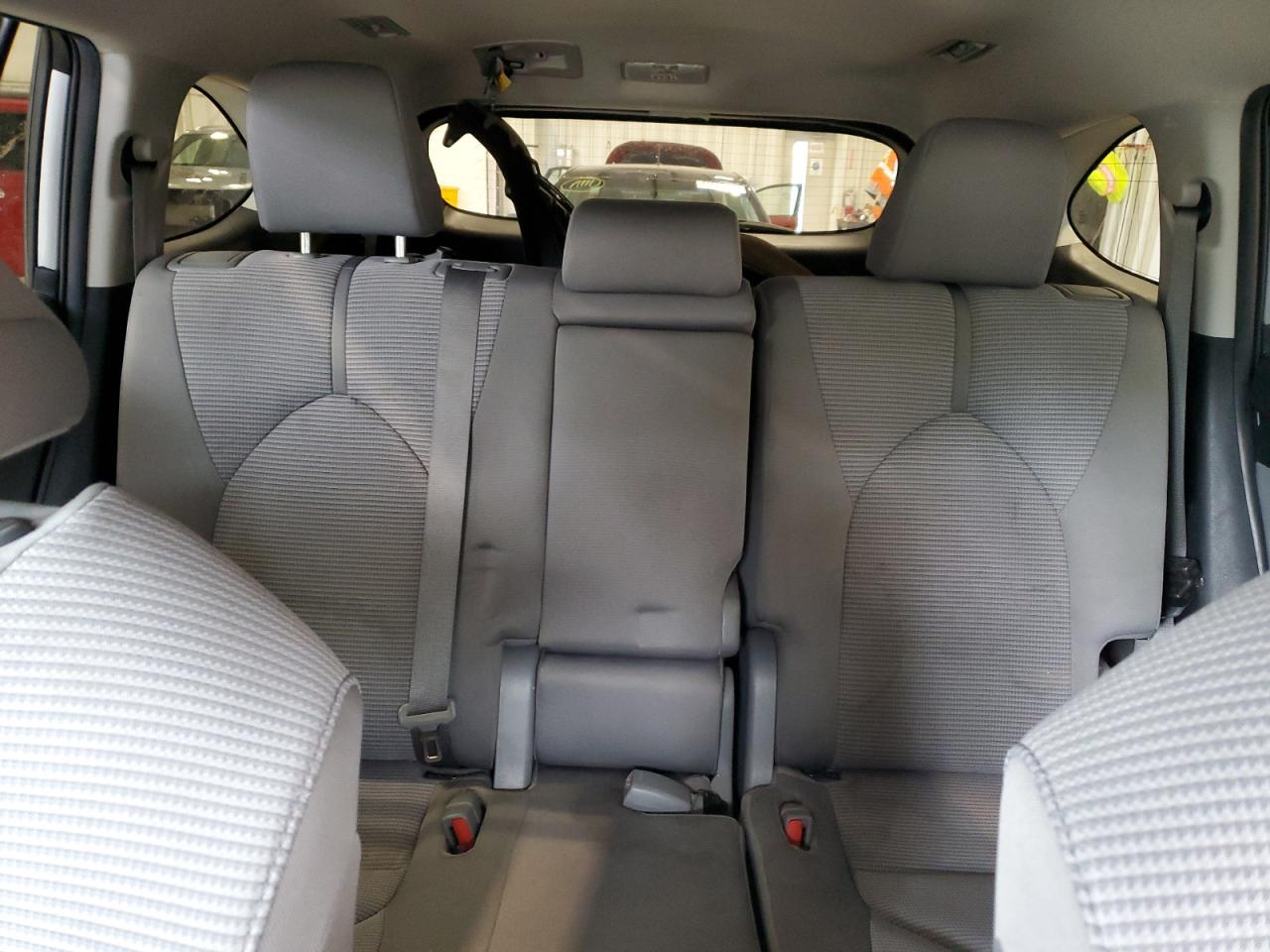 2022 Toyota Highlander L VIN: 5TDBZRBH9NS185191 Lot: 64702165