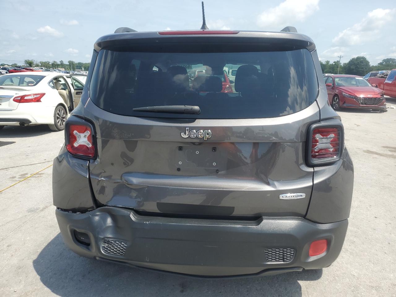 2016 Jeep Renegade Latitude VIN: ZACCJABT9GPE39158 Lot: 65517645