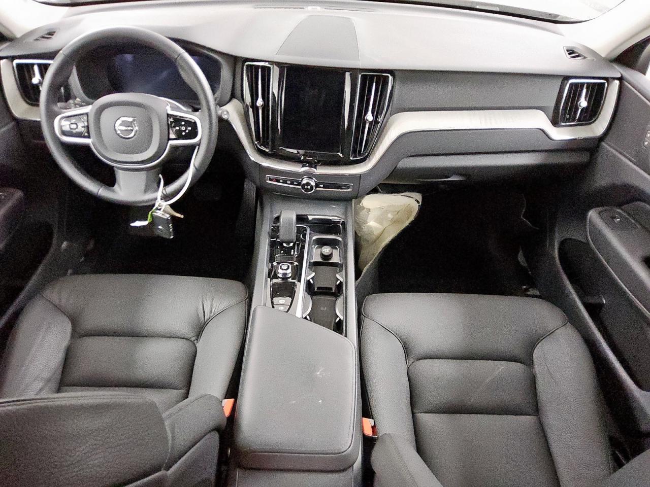 2025 Volvo Xc60 Plus VIN: YV4M12RC4S1116187 Lot: 64189635