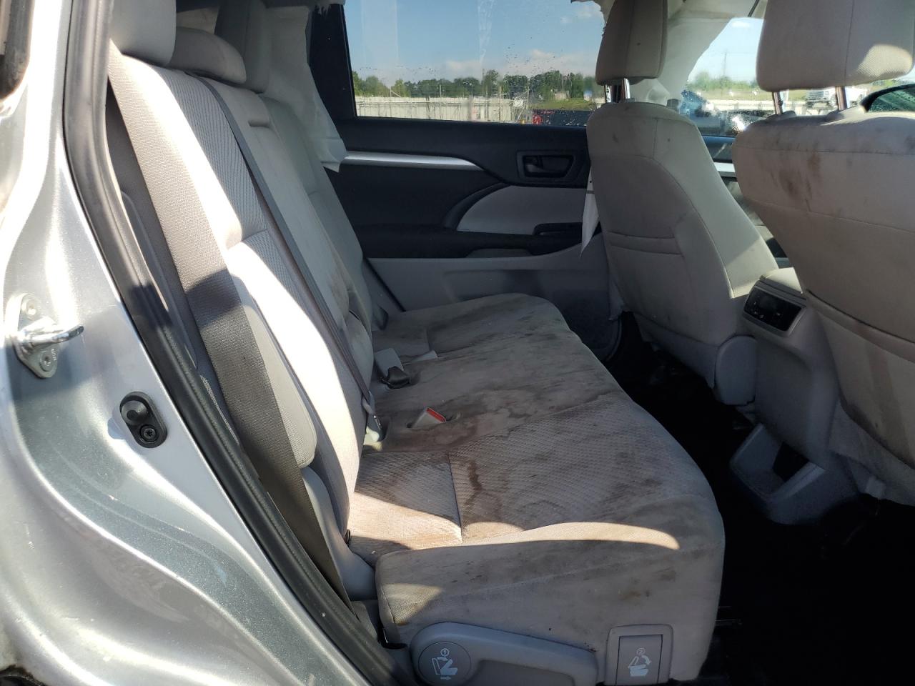 2019 Toyota Highlander Le VIN: 5TDZARFH3KS059548 Lot: 65133065