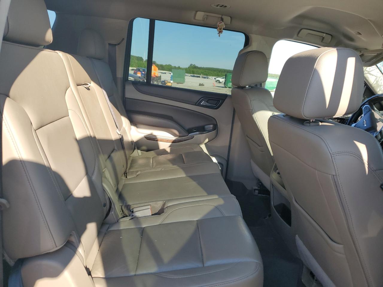 2019 Chevrolet Suburban C1500 Lt VIN: 1GNSCHKC4KR158868 Lot: 63503085