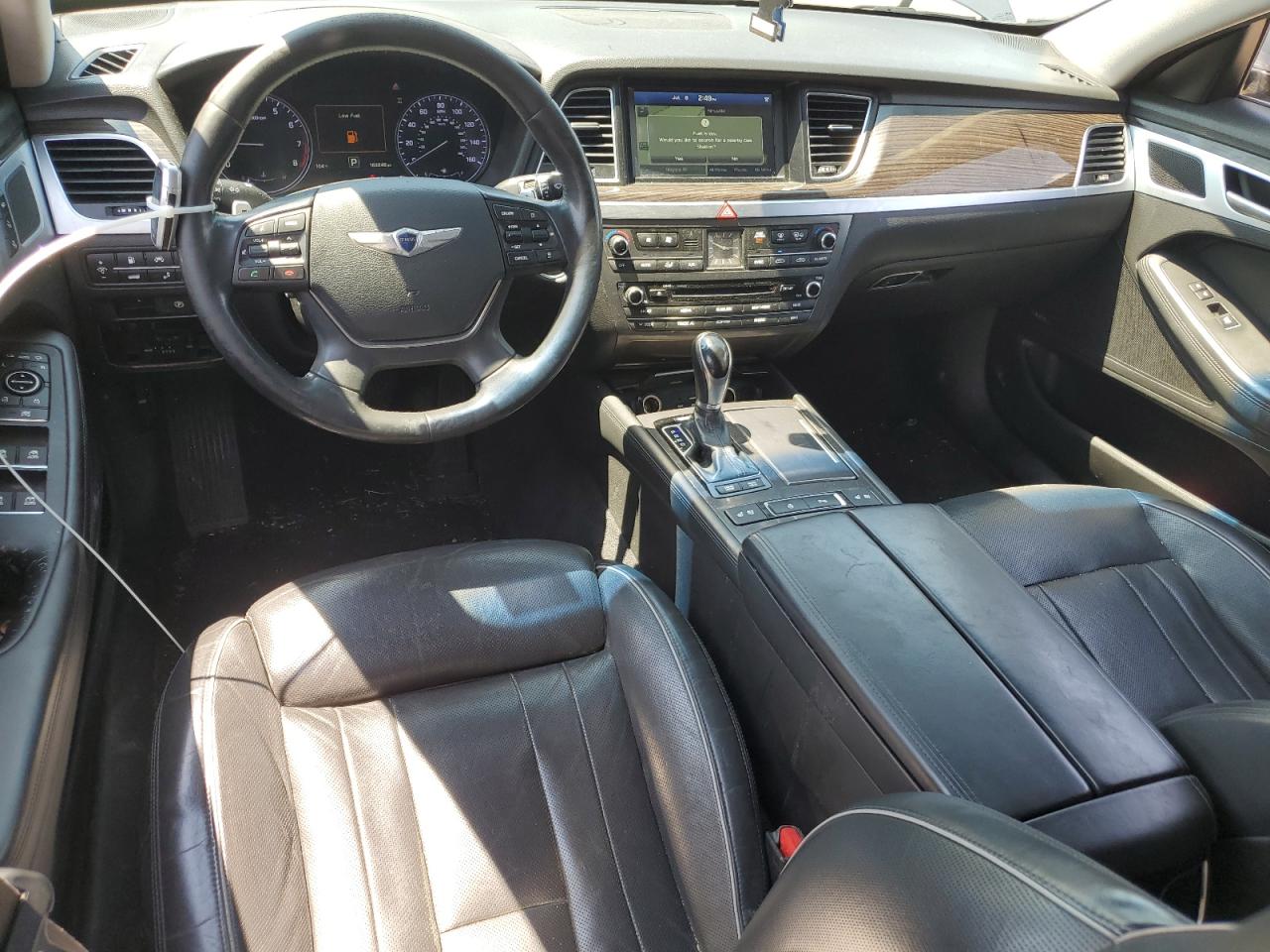 2015 Hyundai Genesis 3.8L VIN: KMHGN4JE4FU072673 Lot: 63635695