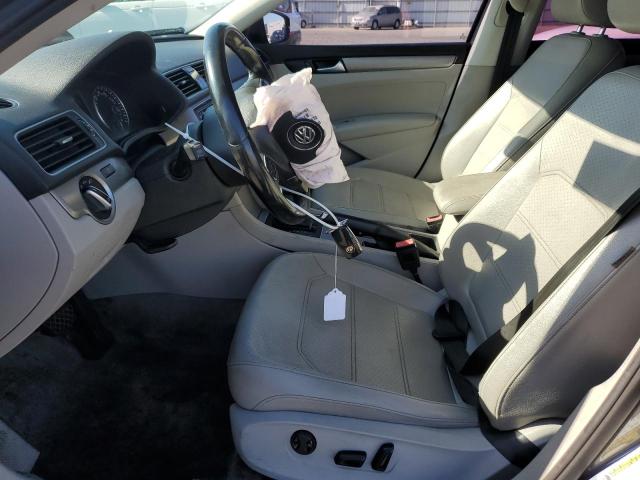  VOLKSWAGEN PASSAT 2015 Szary