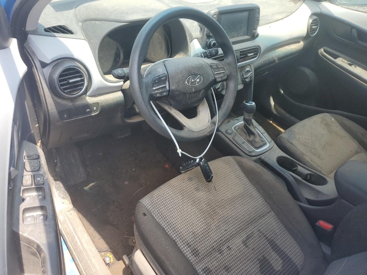 km8k12aa2ku312143 KM8K12AA2KU312143 2019 Hyundai Kona Se