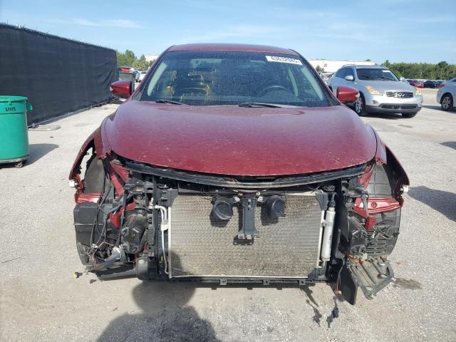  NISSAN ALTIMA 2015 Czerwony