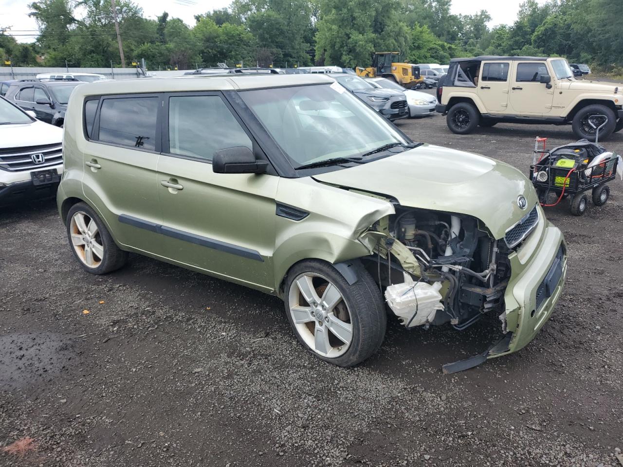 2011 Kia Soul + VIN: KNDJT2A25B7339581 Lot: 63794195