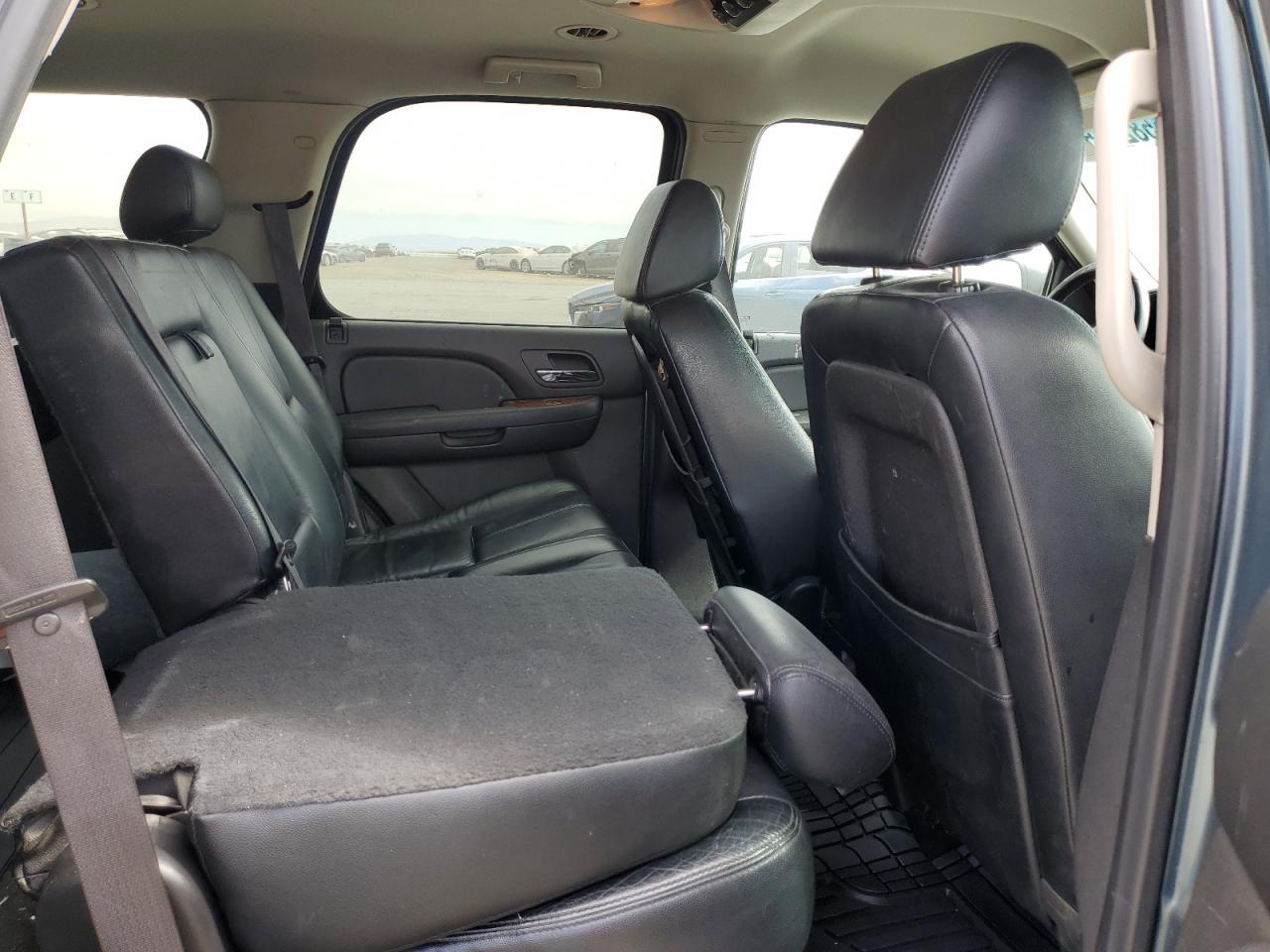 2008 GMC Yukon VIN: 1GKFC13078R154574 Lot: 65582345