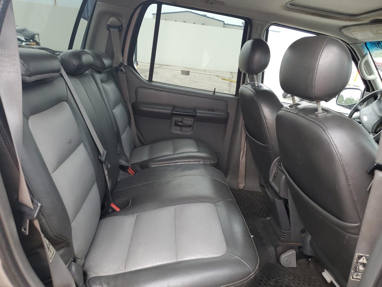 2004 Ford Explorer Sport Trac VIN: 1FMZU77K54UA27619 Lot: 64523445