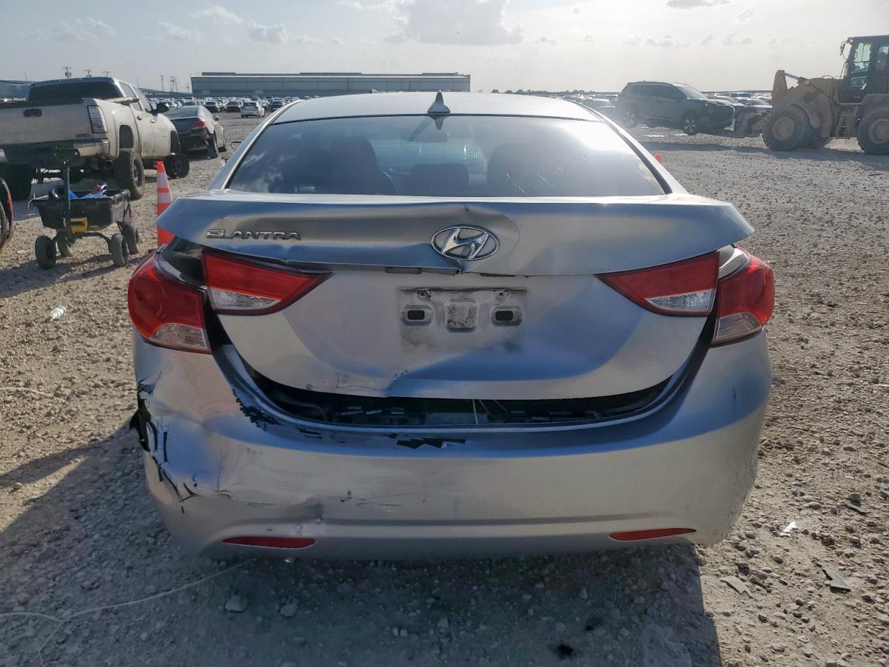 2013 Hyundai Elantra Gls VIN: KMHDH4AE7DU701186 Lot: 64777275
