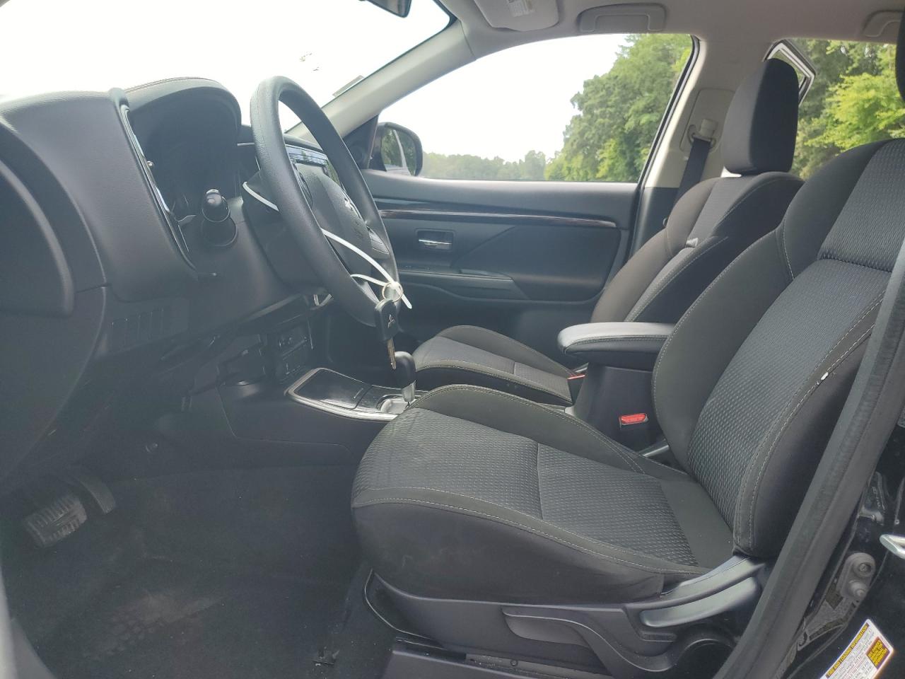 2019 Mitsubishi Outlander Es VIN: JA4AD2A39KZ054015 Lot: 65226425