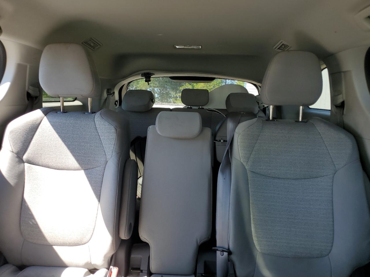 2021 Toyota Sienna Le VIN: 5TDKRKEC7MS069350 Lot: 63483145