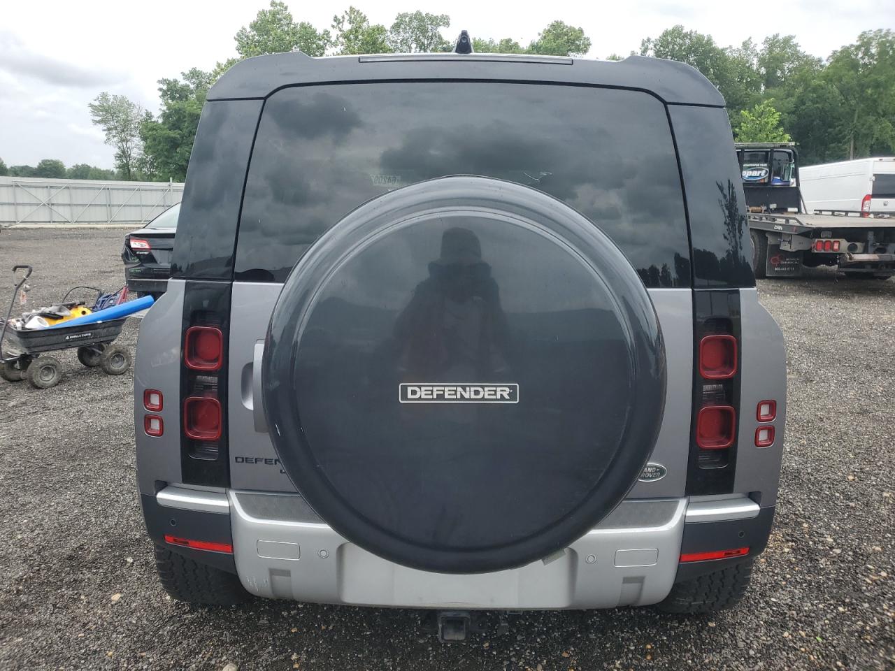 2020 Land Rover Defender 110 Hse VIN: SALE9EEU0L2027981 Lot: 64209205