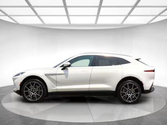 2021 ASTON MARTIN DBX   