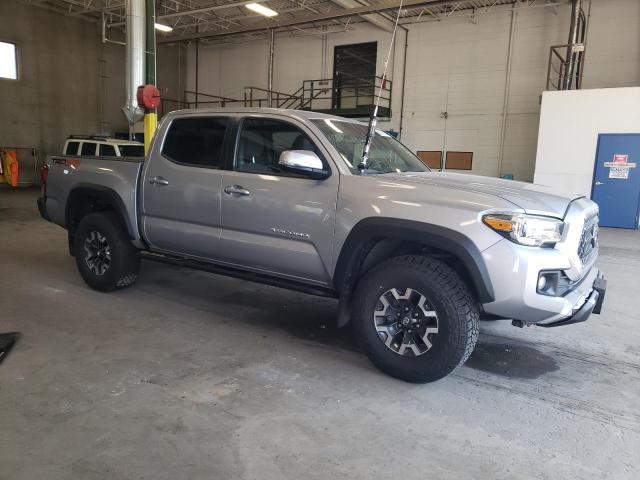  TOYOTA TACOMA 2018 Silver