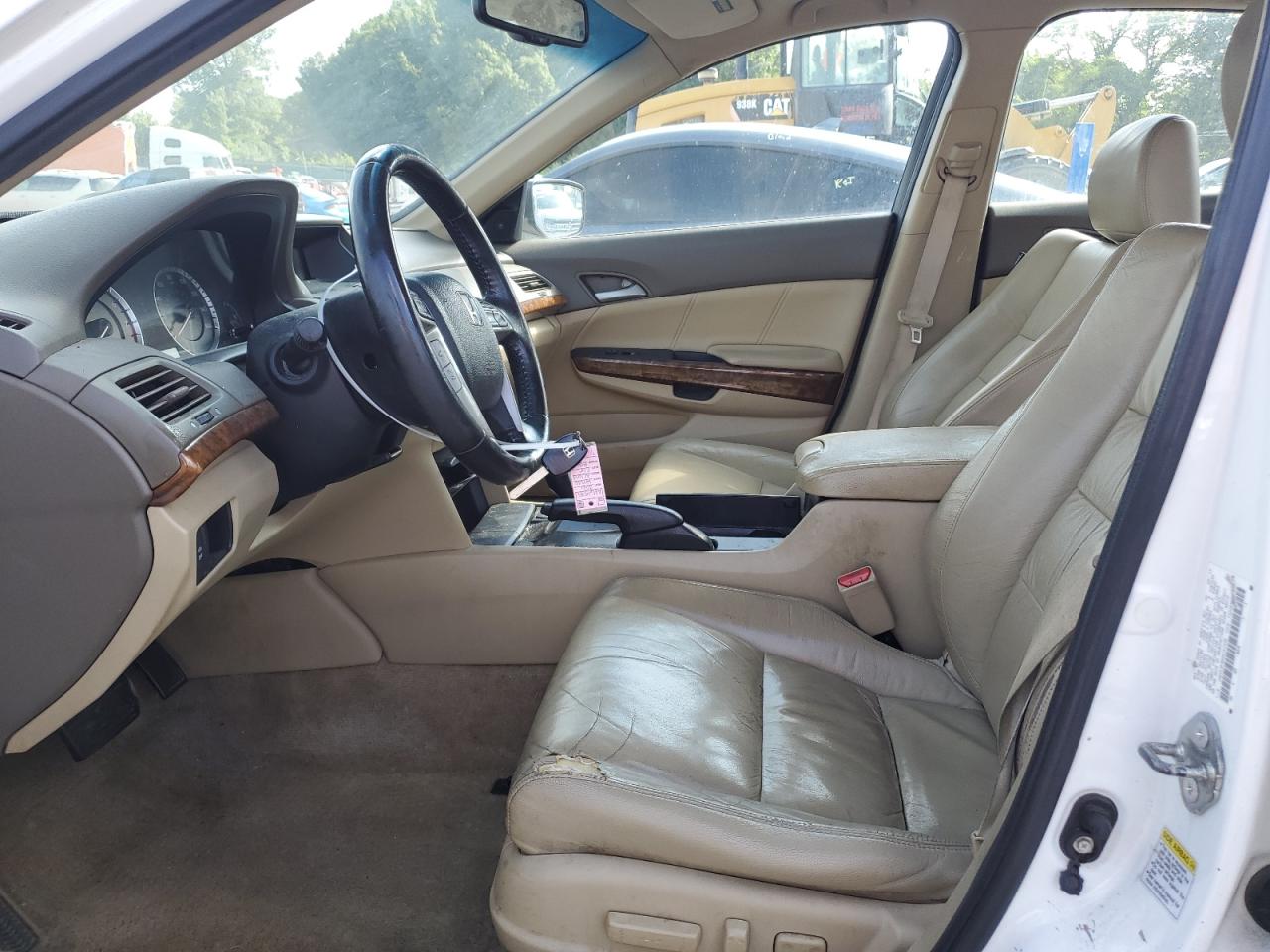 2010 Honda Accord Exl VIN: 1HGCP2F8XAA161535 Lot: 61951235