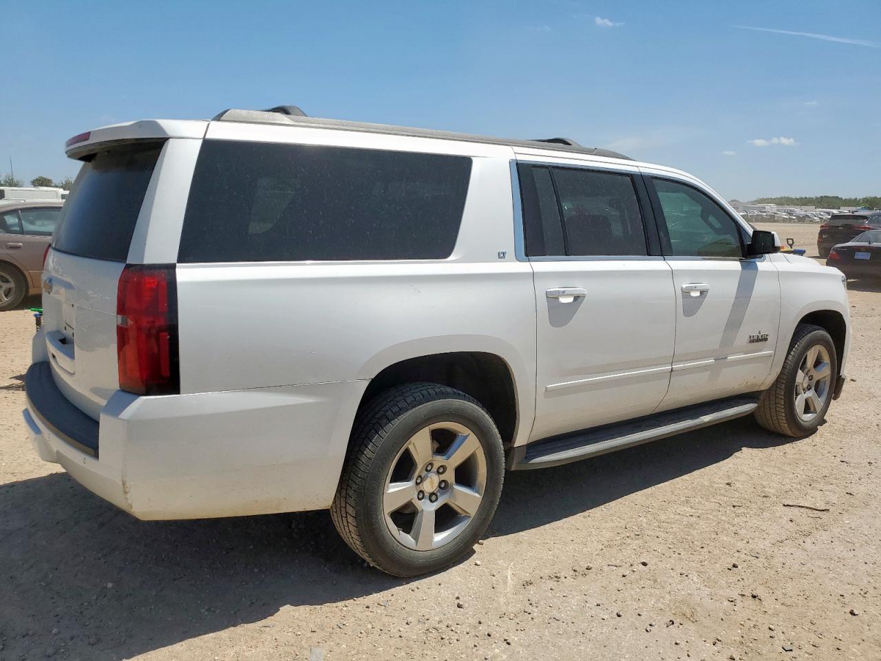 1gnschkc9hr391072 1GNSCHKC9HR391072 2017 Chevrolet Suburban C1500 Lt