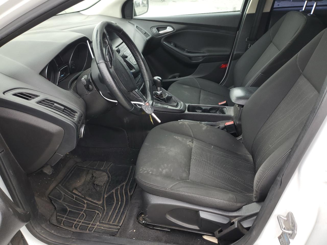 2015 Ford Focus Se VIN: 1FADP3FE7FL361739 Lot: 64951245