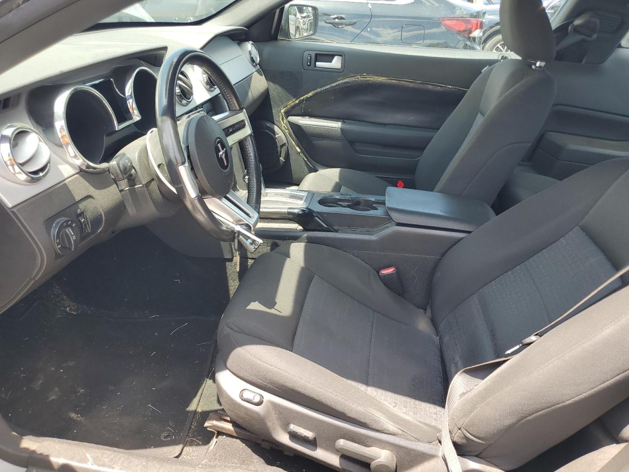2009 Ford Mustang VIN: 1ZVHT80N095138283 Lot: 63995925