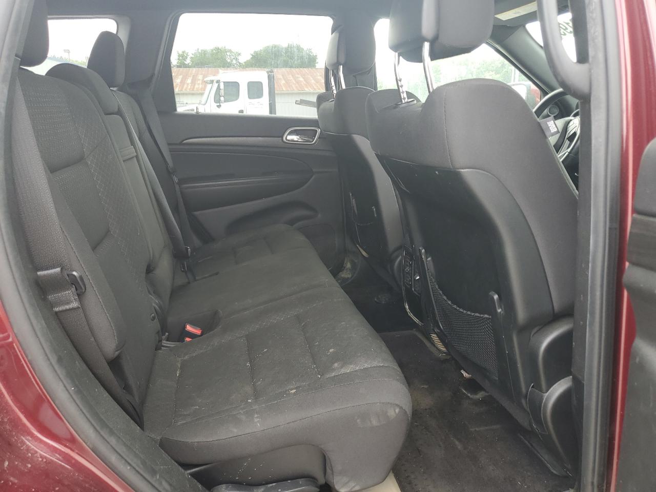2018 Jeep Grand Cherokee Laredo VIN: 1C4RJFAG2JC220792 Lot: 63848195