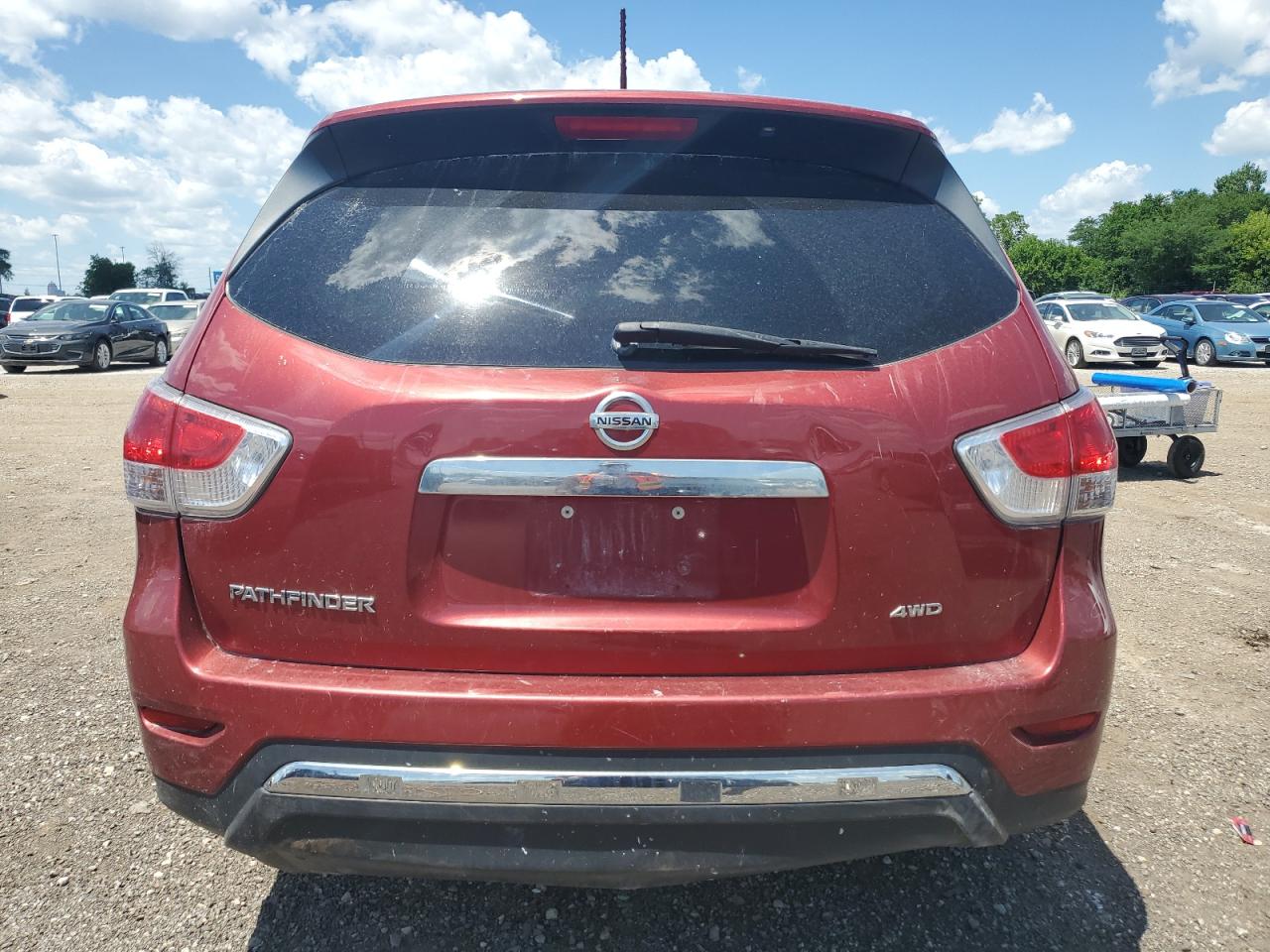 2015 Nissan Pathfinder S VIN: 5N1AR2MM6FC717623 Lot: 63390535