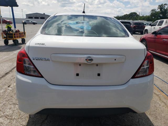  NISSAN VERSA 2015 Biały