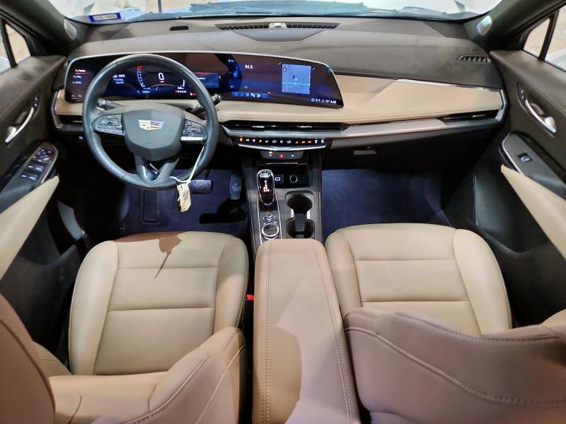  CADILLAC XT4 2024 Biały
